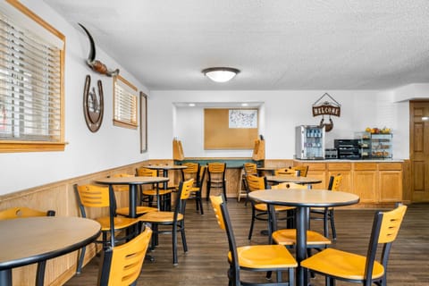 Free continental breakfast