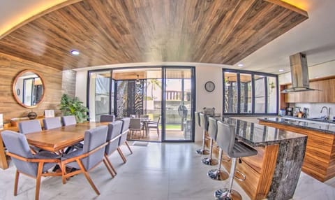Kitchen and dining area
