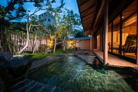 Premium Villa, Non Smoking (Shuseian) | In-room safe, desk, WiFi (free), bed sheets