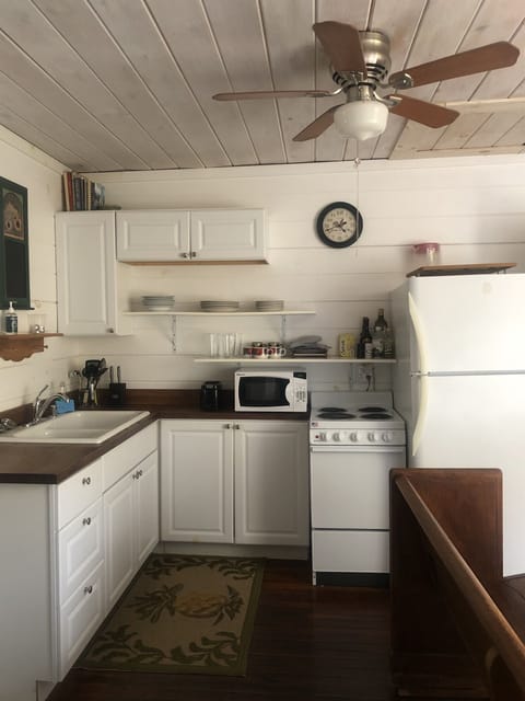 Fully stocked kitchen 