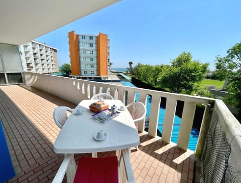 Apartment, 2 Bedrooms, Balcony, City View | Balcony