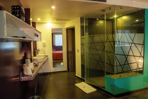 Basic Villa, Private Bathroom | Bathroom | Shower, hair dryer, towels