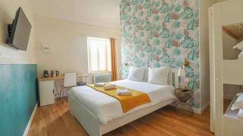 Comfort Room | Free WiFi