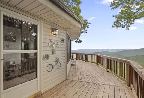 Large wrap around deck