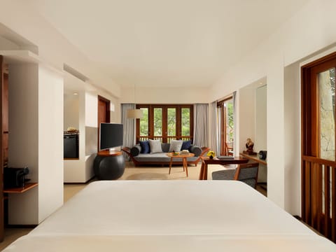 Premium bedding, minibar, in-room safe, individually decorated