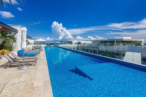 4 outdoor pools, pool umbrellas