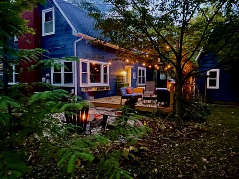 Enjoy the yard, fire pit, deck and hot tub while you are surrounded by nature.