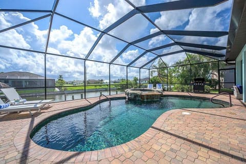 Enjoy Amazing Sunrises at Tranquil Turtle