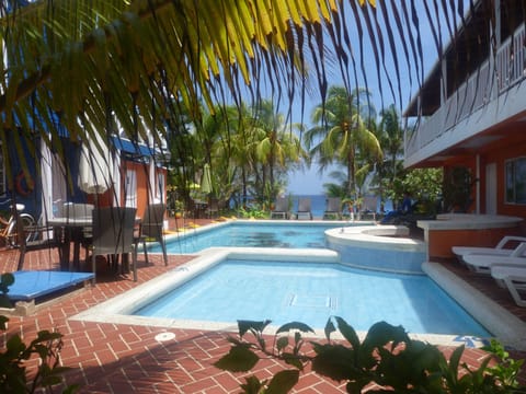 2 outdoor pools, sun loungers