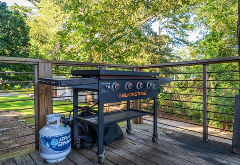 Sizzle your favorites on the Blackstone grill while enjoying lake views from the back patio.