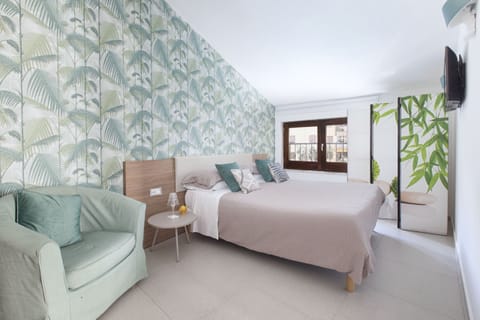 Apartment, 1 Bedroom, Balcony | 1 bedroom, desk, bed sheets
