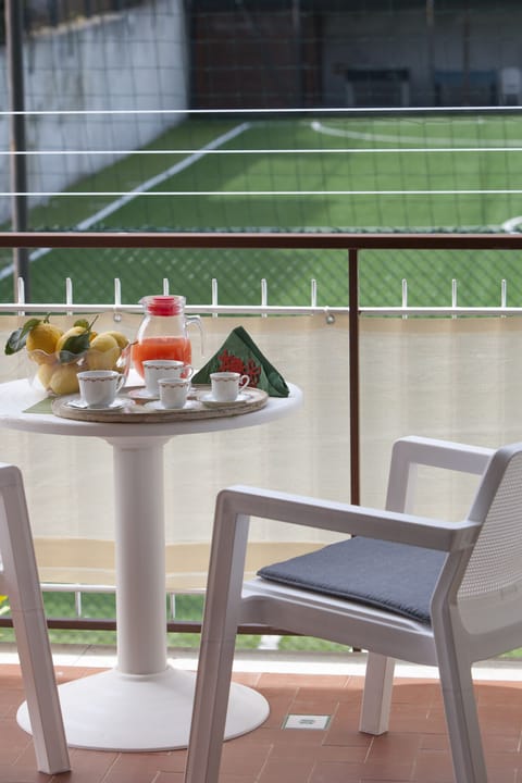 Apartment, 2 Bedrooms, Smoking, Balcony | Balcony