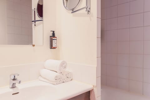 Shower, free toiletries, hair dryer, towels