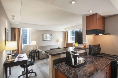 Suite, 1 Queen Bed with Sofa bed | Premium bedding, in-room safe, laptop workspace, blackout drapes