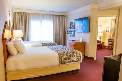 Family Suite w/Two Double Beds/Sleeper Sofa | Hypo-allergenic bedding, desk, blackout drapes, iron/ironing board