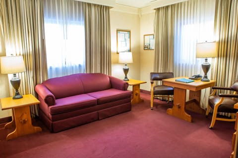 LED TV, table tennis