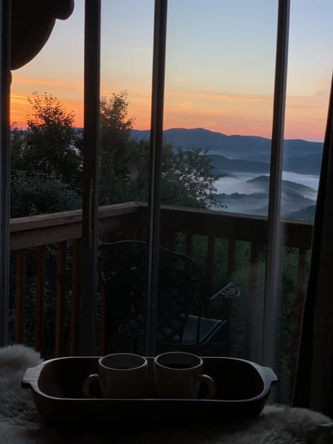 Whether you get lucky for a "cloud inversion" or "just a normal sunrise," the view from our Top Floor View Bedroom can hardly be beat. Slow mornings watching the sunrise are so peaceful! Long-range panoramic mountain & valley views
