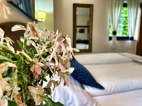 In-room safe, individually decorated, individually furnished, desk