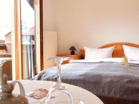 Traditional Double Room | Individually furnished, free WiFi, bed sheets