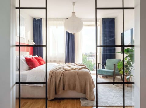 Apartment for up to 5 people with queen size bed, single bed and convertible sofa bed and access to the balcony