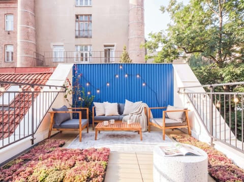 Enjoy sunny days on the spacious terrace