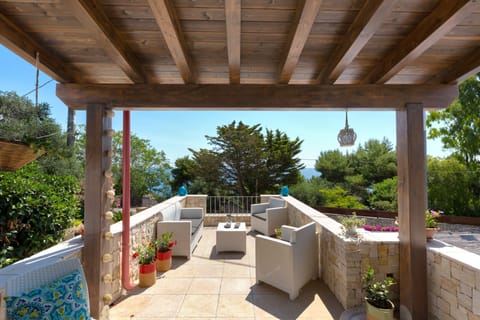 Apartment | Terrace/patio