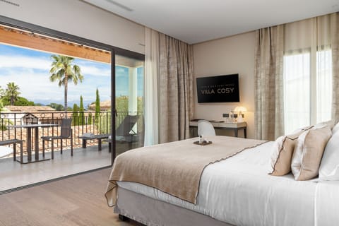 Premium bedding, minibar, in-room safe, individually decorated