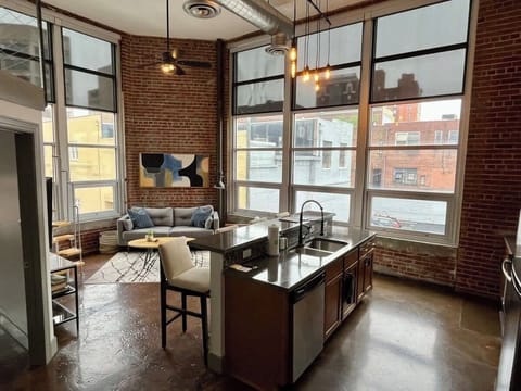 Urban Downtown Living