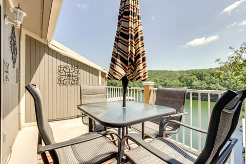 Osage Beach Vacation Rental | 2BR | 2BA | Stairs Required | 861 Sq Ft