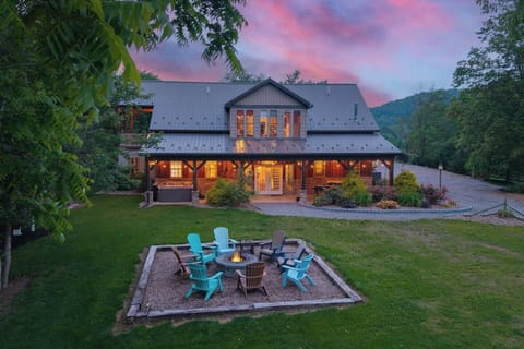 Luxury Cabin - Grateful Acres - Beavertown, PA