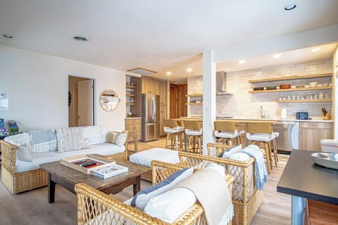 Sawtooth Ski Condo - walking distance to Warm Springs base area