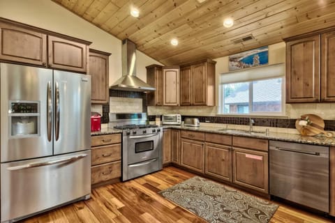 Great room with Living room , Dinning and Kitchen. A Fire Place also