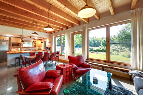 Mt Desert Vacation Rental | 4BR | 4BA | 2,400 Sq Ft | Stairs Required
