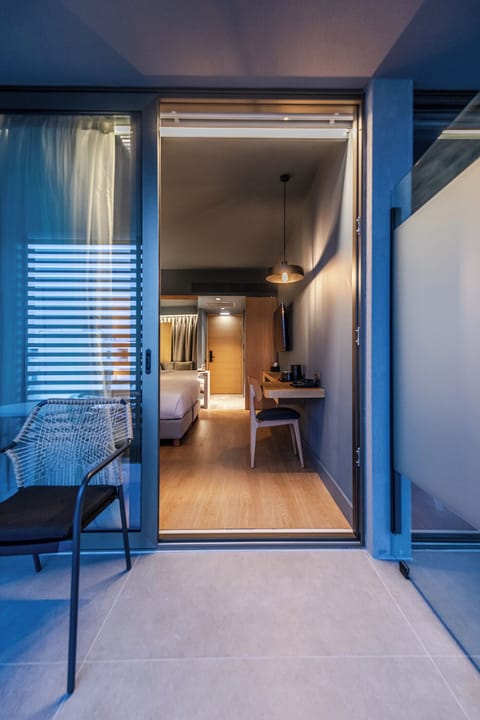 In-room safe, desk, laptop workspace, blackout drapes