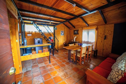 Family Cabin | Living area