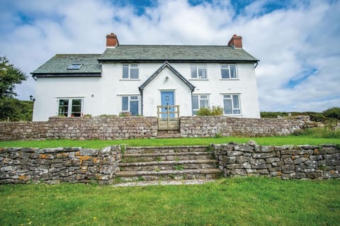 Windy Walls - 3 Bedroom Holiday Home - Rhossili (3740)