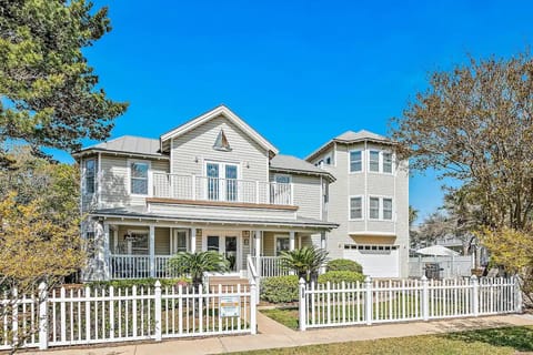 Welcome to Destin Paradise! 6 Bedroom, 6.5 Bathroom 