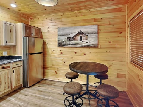 House (5 Bedrooms) | Property amenity