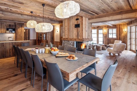 Enjoy the perfect winter holiday in Val d’Isère at our newly constructed, stylish yet cosy chalet-style apartment for 14.