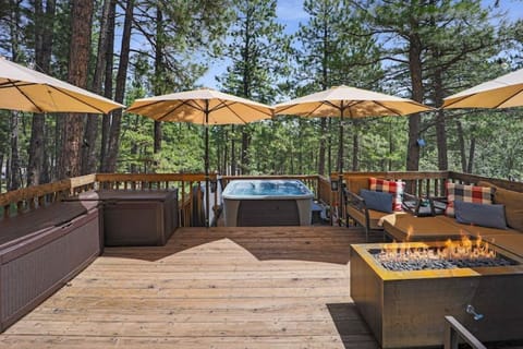 Scenic Back Deck!