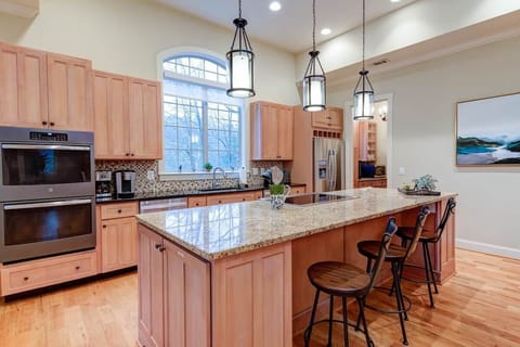 Kitchen island providing ample counter space 