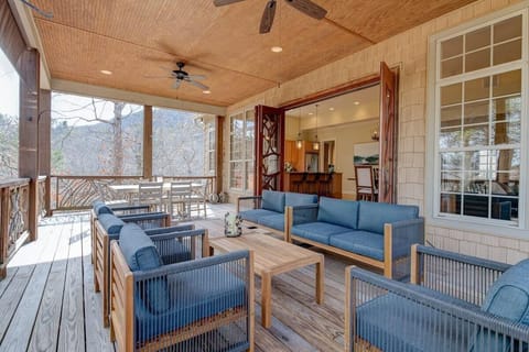 Stephen said: "Wonderful getaway, far enough away from everyone to feel private but close to the amenities of the resort. Game room was a hit with the kids, as was the stellar fire pit and hot tub setup Kitchen was well stocked well enough to prepare meals. The beds were comfortable and both patios were great for coffee, cocktails, or a book."