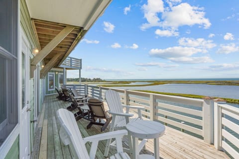 Picturesque scenes all around on the second level deck.