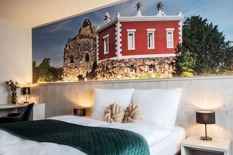 Standard Double Room with French Double Bed | Desk, laptop workspace, blackout drapes, soundproofing