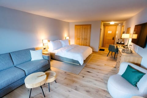 Junior Suite, Balcony | In-room safe, desk, blackout drapes, free WiFi