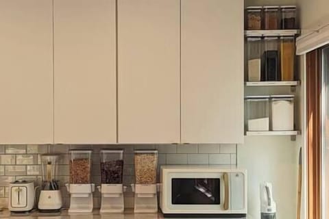 Enjoy our granola/oatmeal bar as well as basic staples like rice, beans, flour, cocoa & spices.