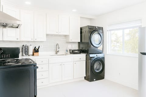 B5bfd030 9558 47f4 89a9 a44d2bbf7a40