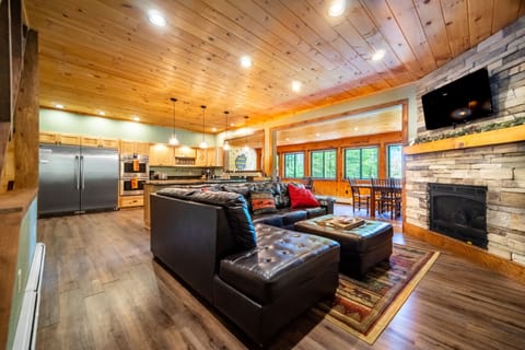 Enjoy your evenings with a cozy gas fireplace and a state-of-the-art smart TV.