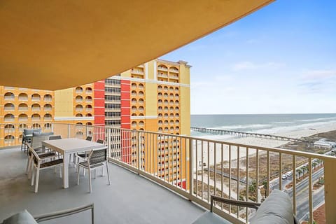 Calypso 3-1601 balcony views