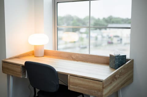 Chic workstation with a view 💼✨